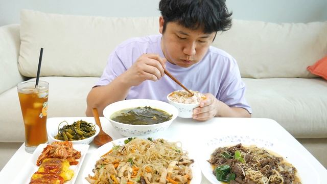 집밥 먹방! 아내의 생일상 감동?❤️ 미역국,계란말이,불고기,잡채 레시피 & 요리먹방 KOREAN BIRTHDAY FOOD COOKING & MUKBANG!