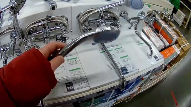 Смеситель для ванны , какой быстро сломается а какой надёжный