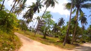 Ко Чанг - Заброшенный отель-корабль.