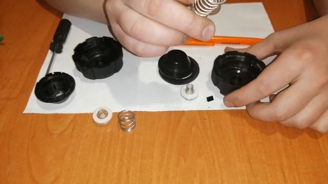 Увеличивается уровень антифриза в расширительном бачке Калина, всё поменяли но...решение найдено! смотреть онлайн