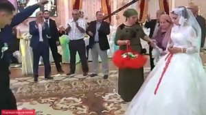 КАК ЖЕНИХ ВСТРЕЧАЕТ НЕВЕСТУ НА ТУРЕЦКОЙ СВАДЬБЕ! Смотреть до конца!