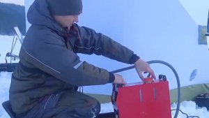 Автономный отопитель салона сухой фен в металлическом корпусе, переносной.