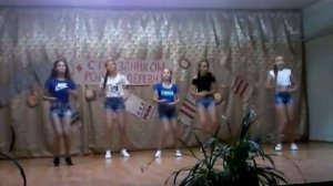 Танец под песню Rasa-Фиолетово #танецфиолетово #rasaфиолетовый