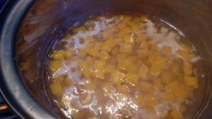 Рисовая каша на молоке с тыквой