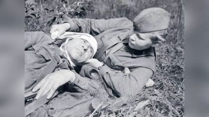 Бинты Юлия Друнина