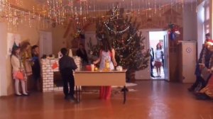 Сценка на новый год 7 класс!!!♡♡