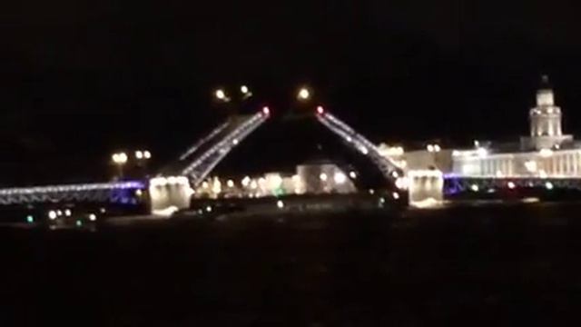 Развод Дворцового моста смотреть онлайн