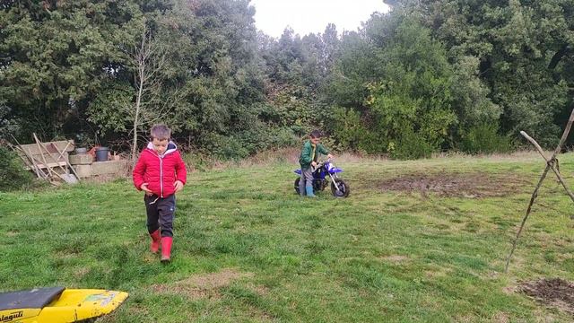 3,01,23 года Всем доброе время суток 🥰🇮🇹🇺🇦🥰 помыли Мота , для продажи,но решили покататься 🥰 смотреть онлайн