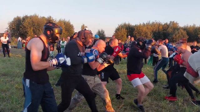 Стенка на стенку. Архангельская область Заостровье смотреть онлайн