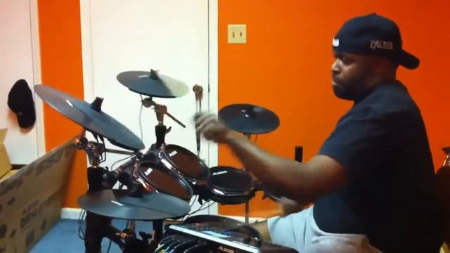 Alesis DM10 Studio Kit Drum Set смотреть онлайн