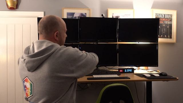 My 6 Monitor Setup Using the NovaTech V2 Monitor Stands смотреть онлайн