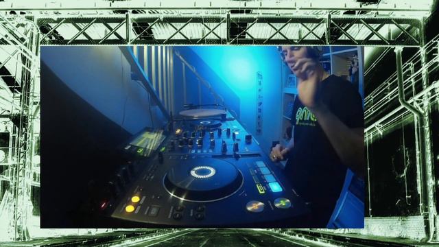 HardTrance mix смотреть онлайн