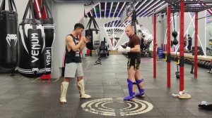 Защита от ударов ногами | Защита в кикбоксинге. Защита в тайском боксе