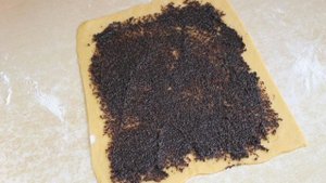 Банники из песочно-дрожжевого теста с начинкой