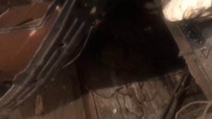 Радиатор масленый на Мерседесе 124