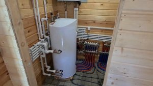 Отопление в деревянном доме на электрическом котле Водоснабжение.