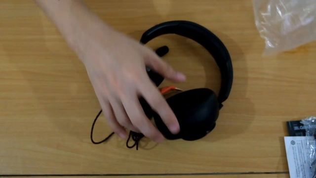 HMR finds: JBL Quantum 200 Wired Gaming Headset смотреть онлайн