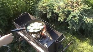 Кабачки жареные в кукурузной муке на костре