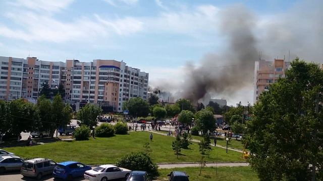 Пожар в «Пицца-Хаусе» (Петропавловск, перекресток Жумабаева—Ульянова) смотреть онлайн