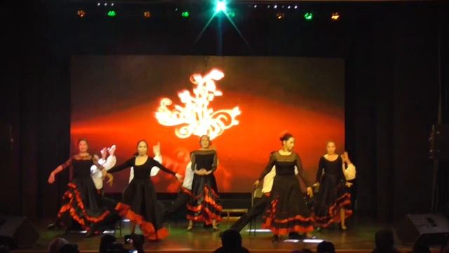 Студия бального танца "Ренессанс" - танец "В ритмах Испании" смотреть онлайн