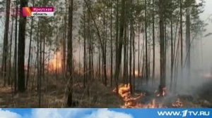 Лесные пожары бушуют в Бурятии и угрожают турбазам на Байкале.