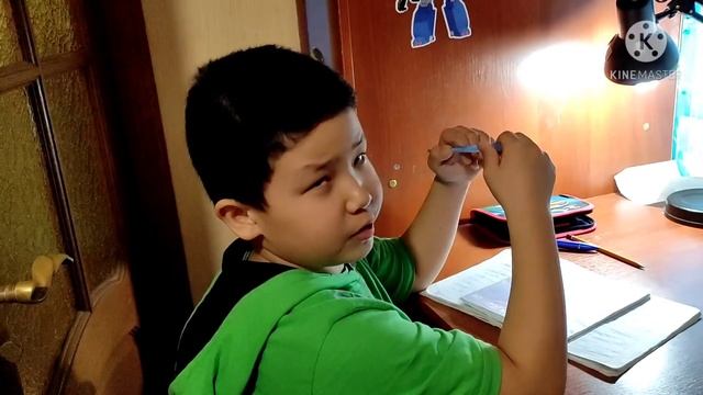 Целый день на кухне! Готовлю витаминный салат,корейски суп,мацони! Миша расстроен(Подстригла Алексе смотреть онлайн