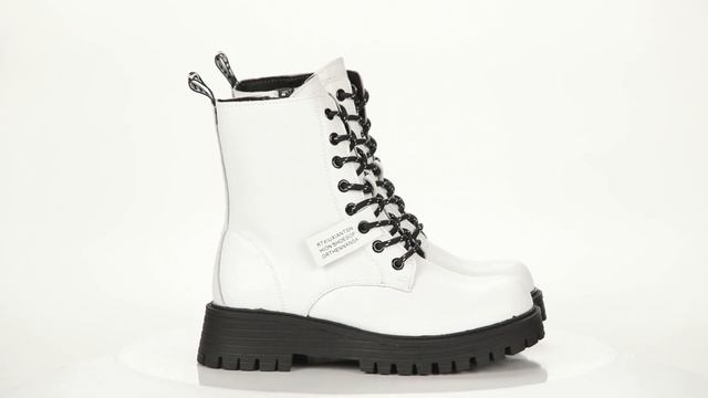 Белые ботинки из кожи на подкладке из текстиля и тракторной подошве VK32-144432 смотреть онлайн