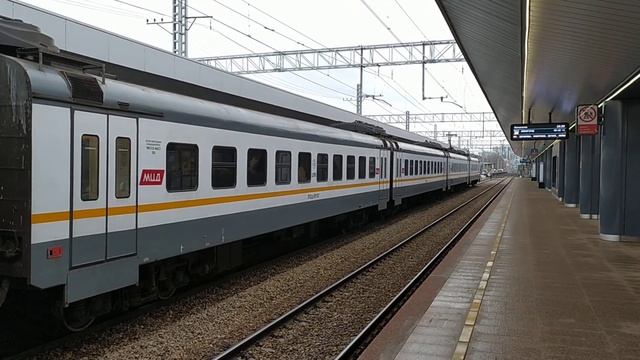 Электропоезд ЭП2Д-0091 ЦППК платформа Лианозово МЦД-1 5.11.2023 смотреть онлайн