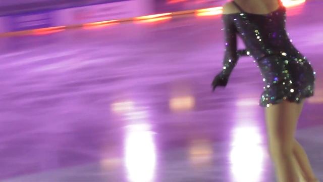 София Титова на открытии Академии Плющенко в Москве 15/12.23 смотреть онлайн