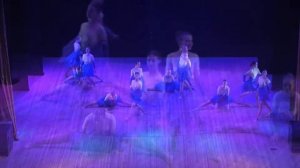 Динь динь динь, колокольчик звенит. Танец в исполнении Карт-Бланш