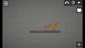 ты чё делаешь? пилю. А ну пили пили