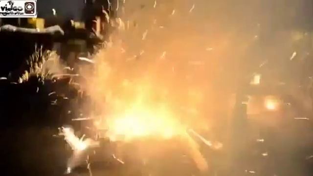 Неудачный прыжок в воду рыбкой смотреть онлайн