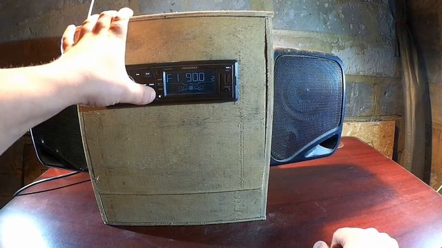 Гаражный бумбокс из магнитолы смотреть онлайн