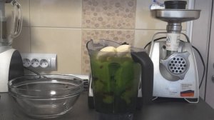 ЗЕЛЁНЫЙ СМУЗИ ДЛЯ ОЧИЩЕНИЯ ОРГАНИЗМА И ПОХУДЕНИЯ.