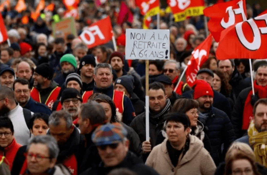 Бензин закончился: забастовки во Франции привели к топливному кризису