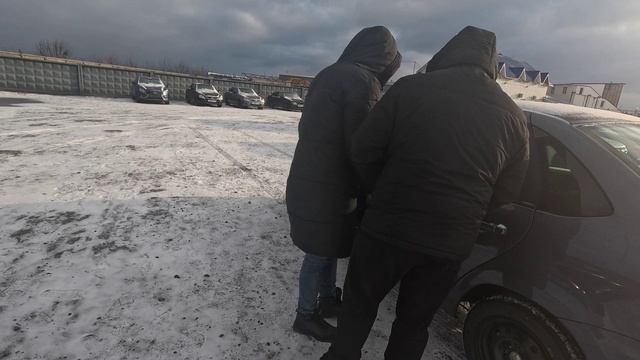 ПО ТАКИМ ЦЕННИКАМ ИХ РАЗБИРАЮТ КАК ГОРЯЧИЕ ПИРОЖКИ! Почём отдали самую простую LADA GRANTA CLASSIC