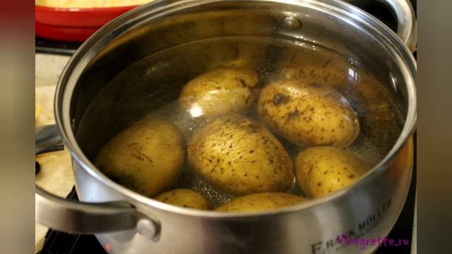 ПОДКОРМКА РАССАДЫ ТОМАТОВ КАРТОФЕЛЬНЫМ ОТВАРОМ смотреть онлайн