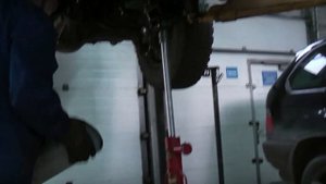 Ремонт глушителя на авто Nissan Patrol . Ремонт глушителя в СПБ.