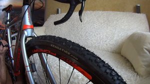Шипованные велопокрышки KENDA KLONDIKE 700х35с