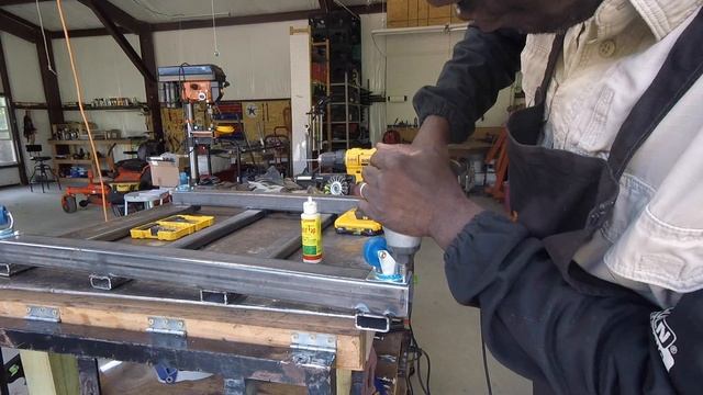 Concrete Storage and Water Cart DIY Build Part 1 смотреть онлайн