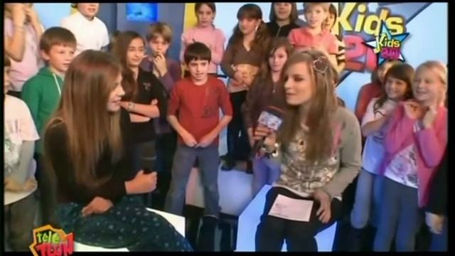 Caroline dans Kids 20 sur Télétoon смотреть онлайн