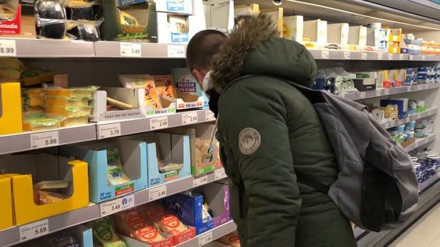 Закупаюсь продуктами на 1 дневную зарплату в Нидерландах смотреть онлайн