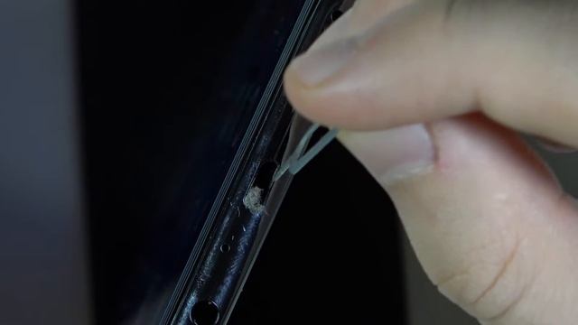 Clean USB Port in Honor 20i – Fix USB Charging Port