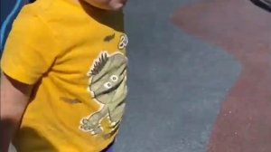 Его глаза — это свет дальних комет.Её любовь — это миг, но как повторить 🧒👧