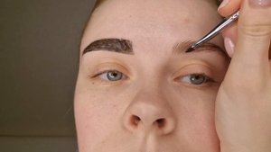 ОКРАШИВАНИЕ БРОВЕЙ краской BRONSUN в домашних условиях ?
