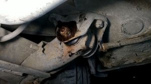 Замена сайлентблоков задней балки Лада 114 ??