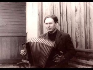 ЕЛЕЦКАЯ МАТАНЯ и старинные вальсы - Гармонист из Ельца Александров А. А.