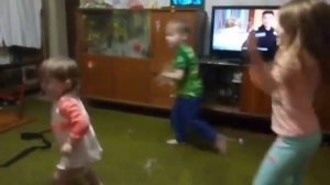 Едем едем в соседнее село на дискотеку.