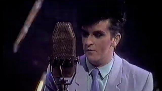 Visage Steve Strange Night Train TOTP смотреть онлайн