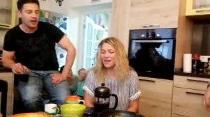 Море Монро, Антон и Вика Макарские - Не Забывай поют с автором Ренатом Кармаковым (Июнь 2019)